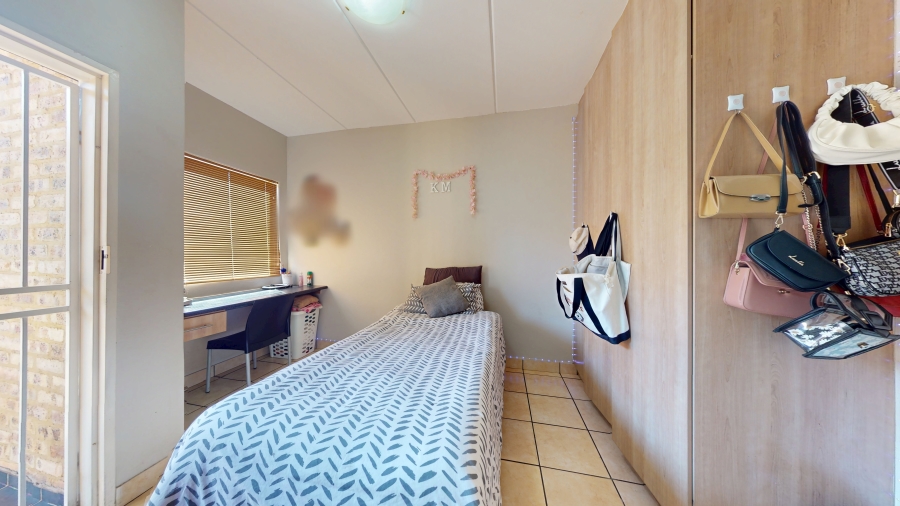 3 Bedroom Property for Sale in Bult South North West